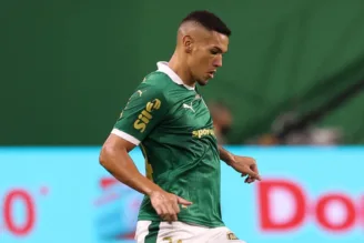 Naves zagueiro do Palmeiras