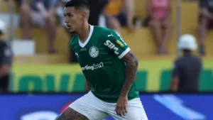 Palmeiras pode oferecer mais um jogador para ter Lucas Evangelista