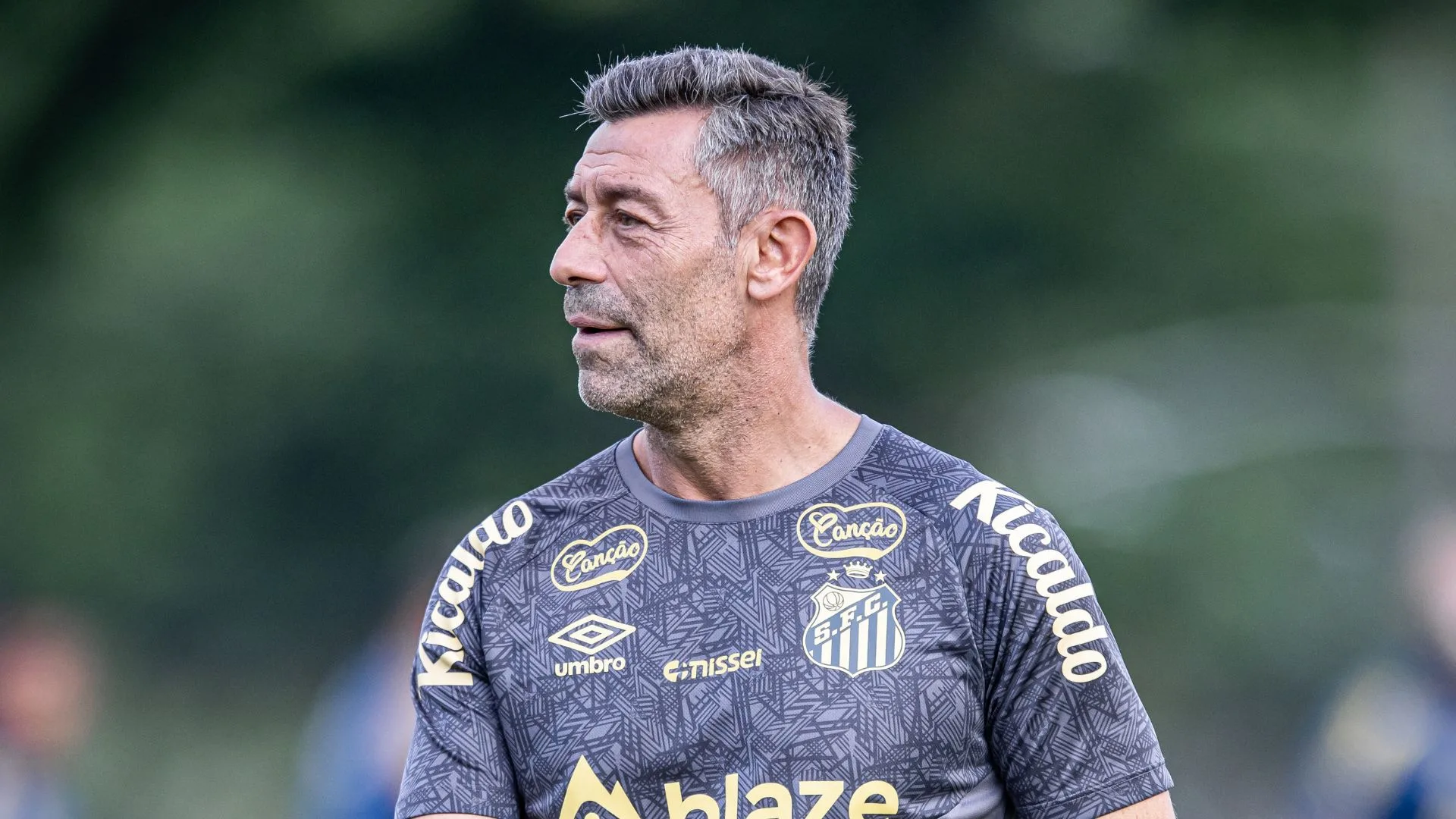 Torcedores do Atlético-MG reprovam possível contratação de Pedro Caixinha para lugar de Cuca: “Em dezembro é Série B”