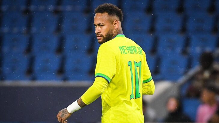 Dodô coloca seis atacantes brasileiros à frente do Neymar atualmente Dodô coloca seis atacantes brasileiros à frente do Neymar atualmente