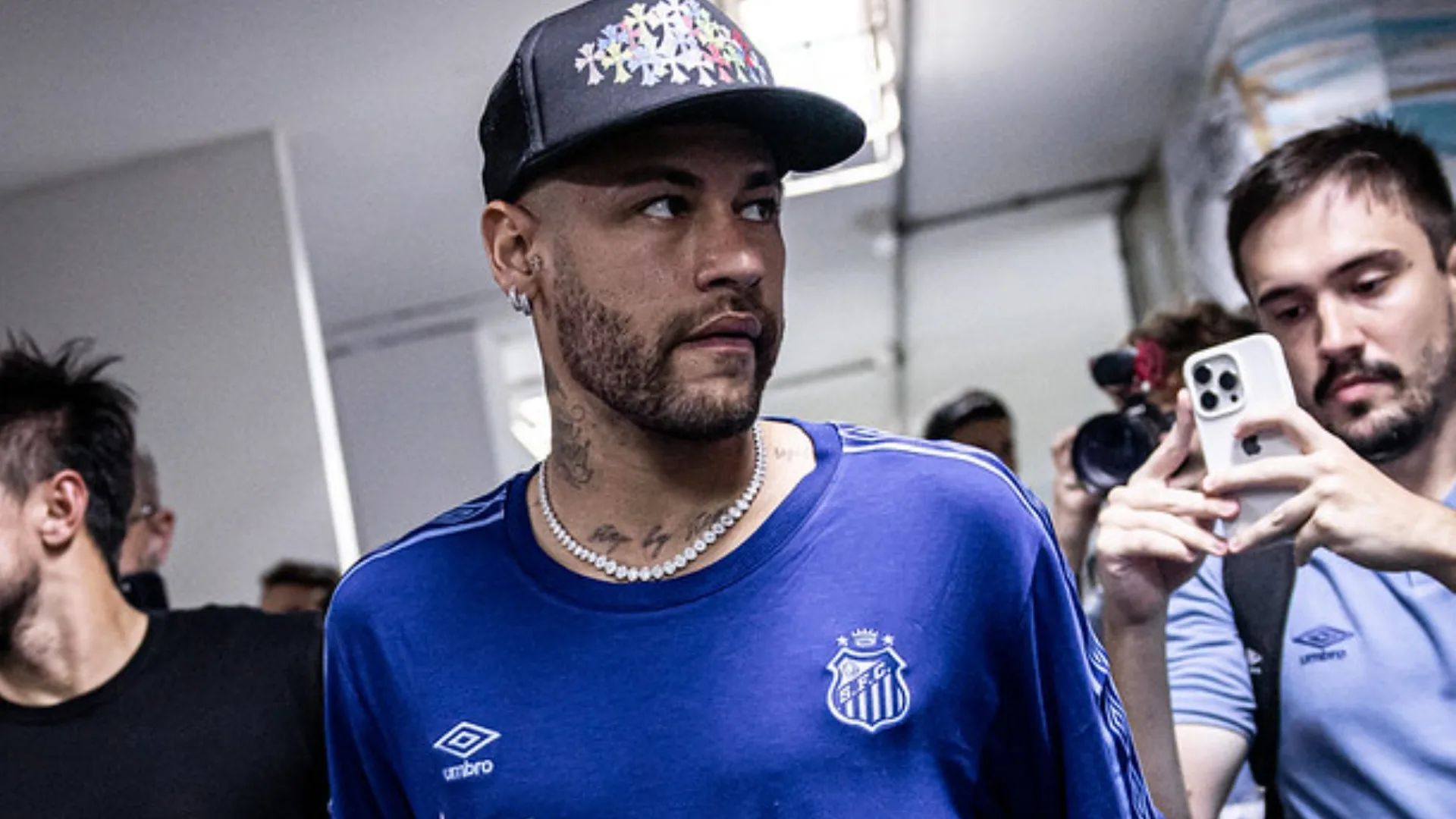 Neymar reclama da estrutura do CT Rei Pelé e Santos deve retomar obras de modernização