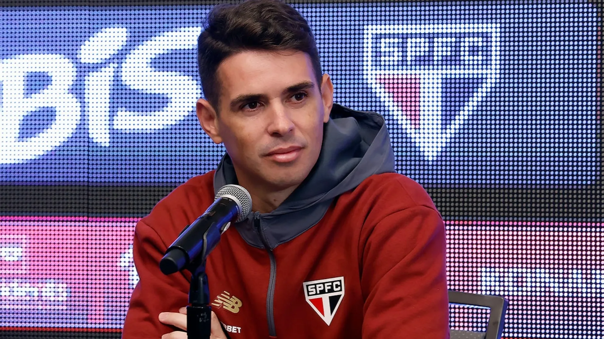 Oscar, do SPFC, destaca time difícil de encarar no Brasil em 2025