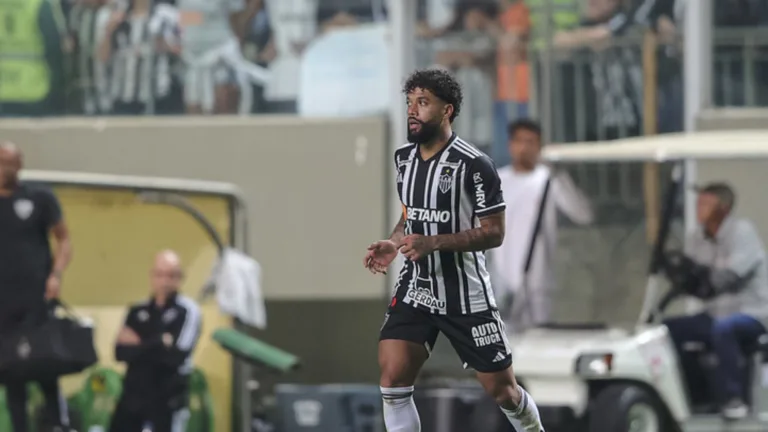 Fluminense fica perto de acertar contratação de volante do Atlético-MG