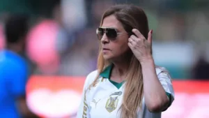 Facincani dispensa chegada de atacante ao Palmeiras: “Melhor colocar um cone”