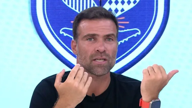 Pilhado aponta time que se “apequenou” em campo