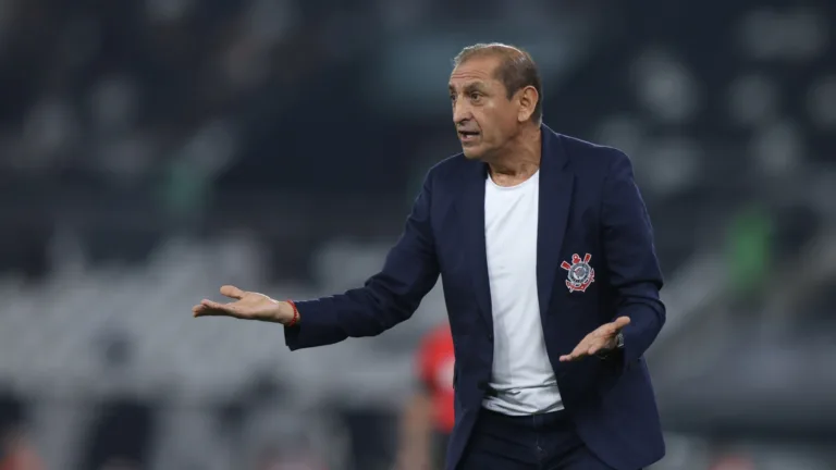 Benja surpreende ao pedir demissão de Ramón Díaz no Corinthians e sugere substituto
