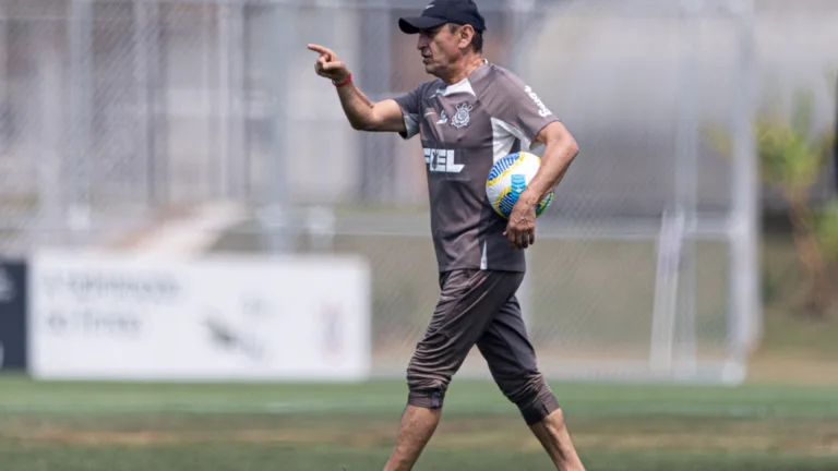 Ramón Díaz, do Corinthians, aponta time do Brasil com problemas: “Melhorar muitíssimo” 