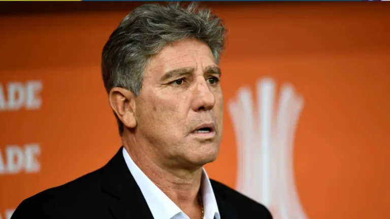 Renato Gaúcho revela jogador chamado de “burro” no Flamengo: “Recuperei ele”