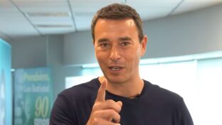 Rizek é apresentador do 'Seleção Sportv' (Reprodução)