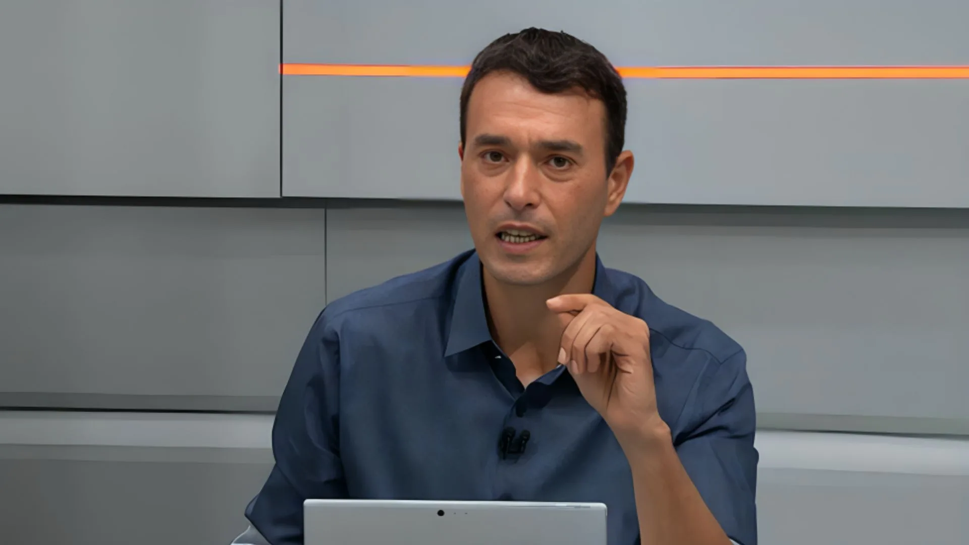 Rizek exalta atitude do Botafogo após caso de polícia: “Foi gigante”