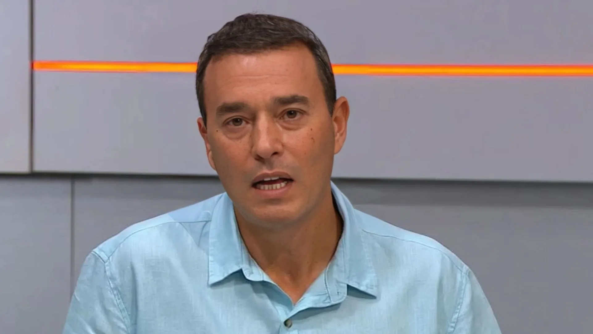 Rizek se manifesta após indiciamento de atacante por apostas esportivas: “Que decepção”