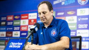 Rogério Ceni durante entrevista no Bahia (Letícia Martins - Divulgação)