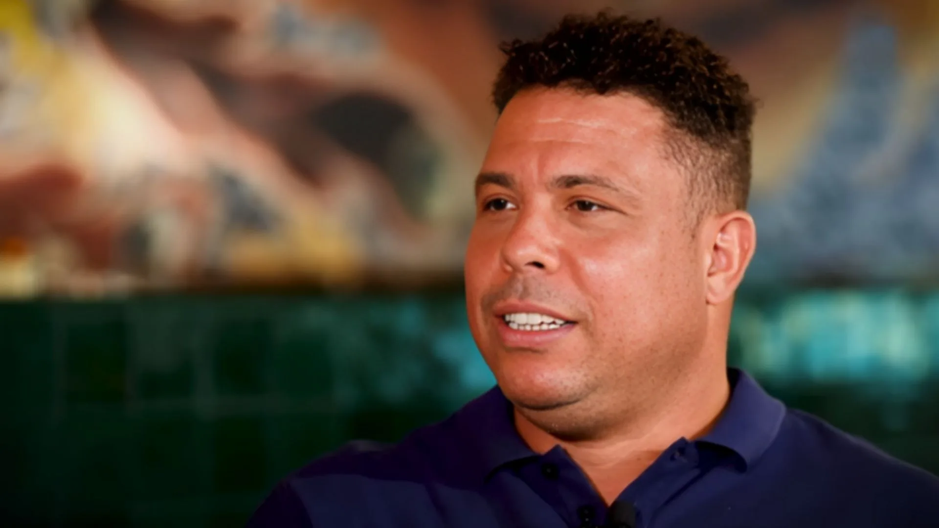 Ronaldo aponta técnico autoritário no futebol brasileiro: “Brigava com estrelas”