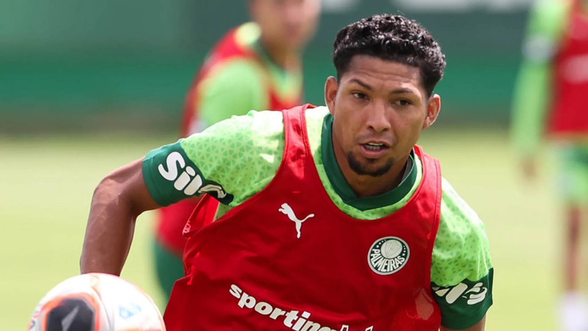 Abel muda de ideia e Rony pode ganhar chance no Palmeiras; entenda