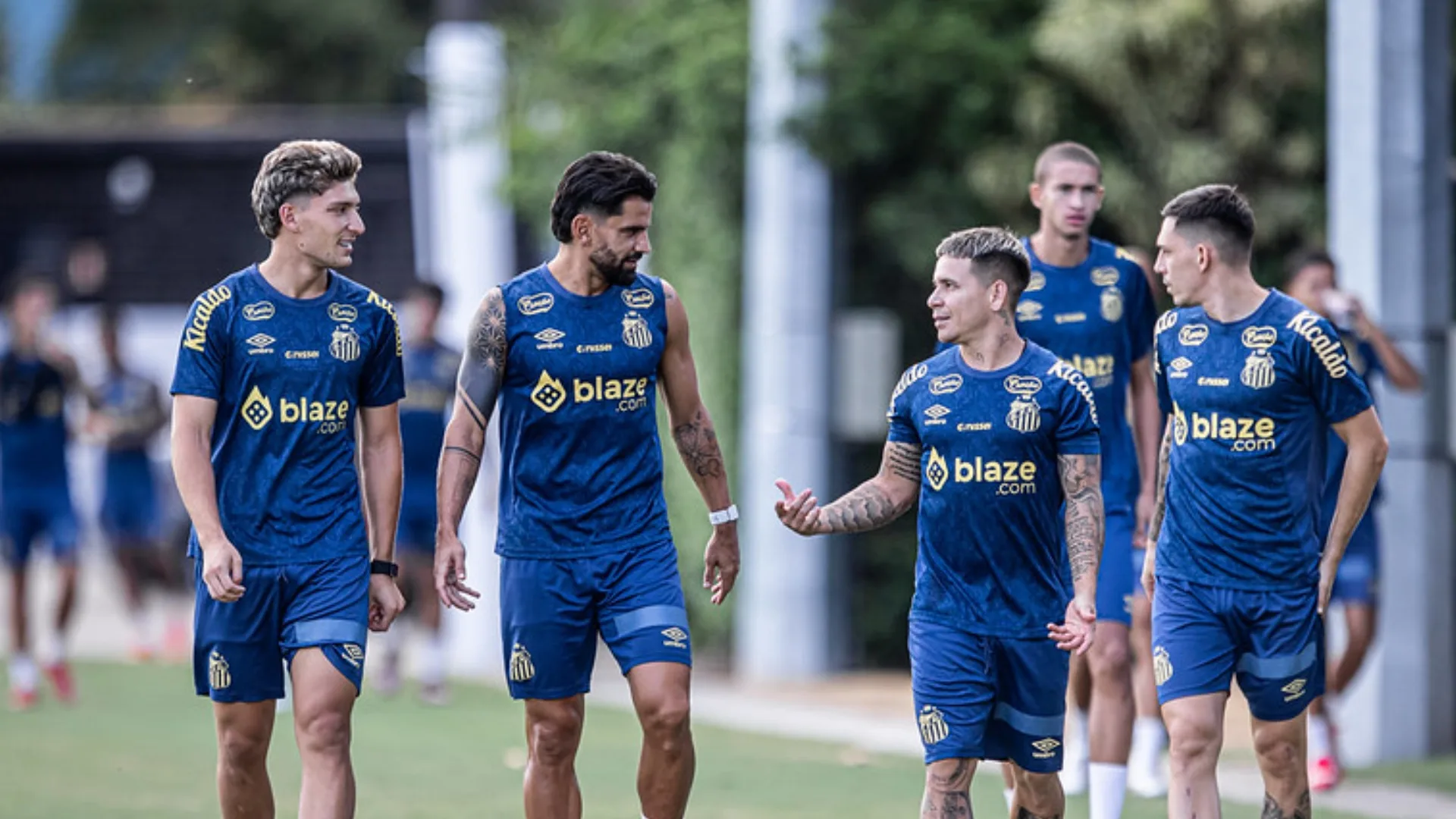 Santos tem tentativa de invasão de torcedores ao CT; entenda o caso