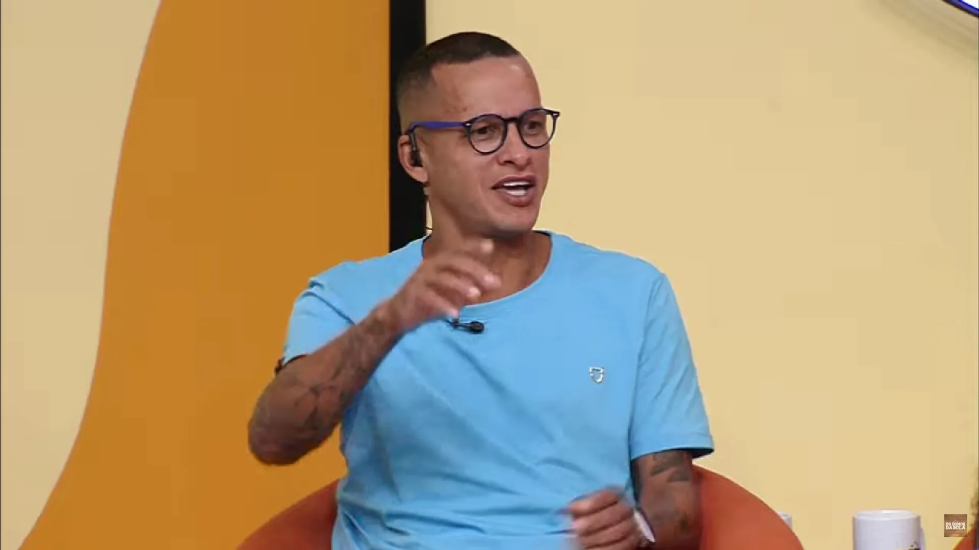 Souza critica técnico medalhão no Brasil hoje e indica saída: “Tem gente querendo o lugar”