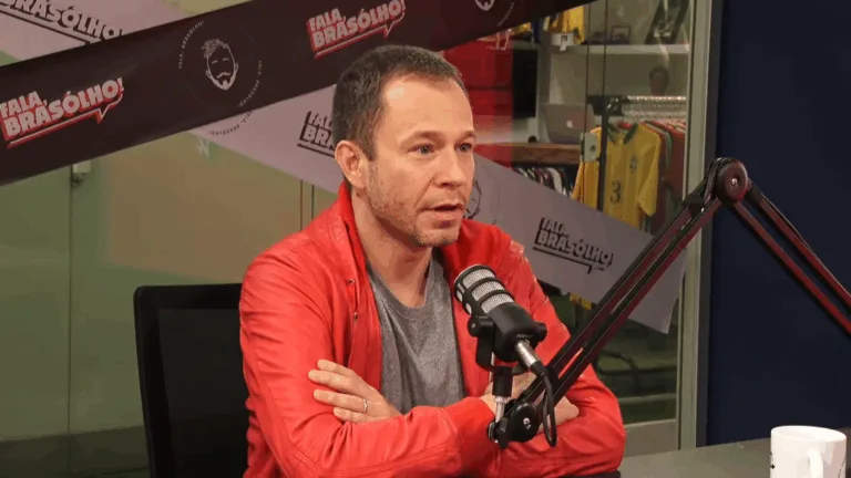 Tiago Leifert indica time “quebrado” do futebol brasileiro