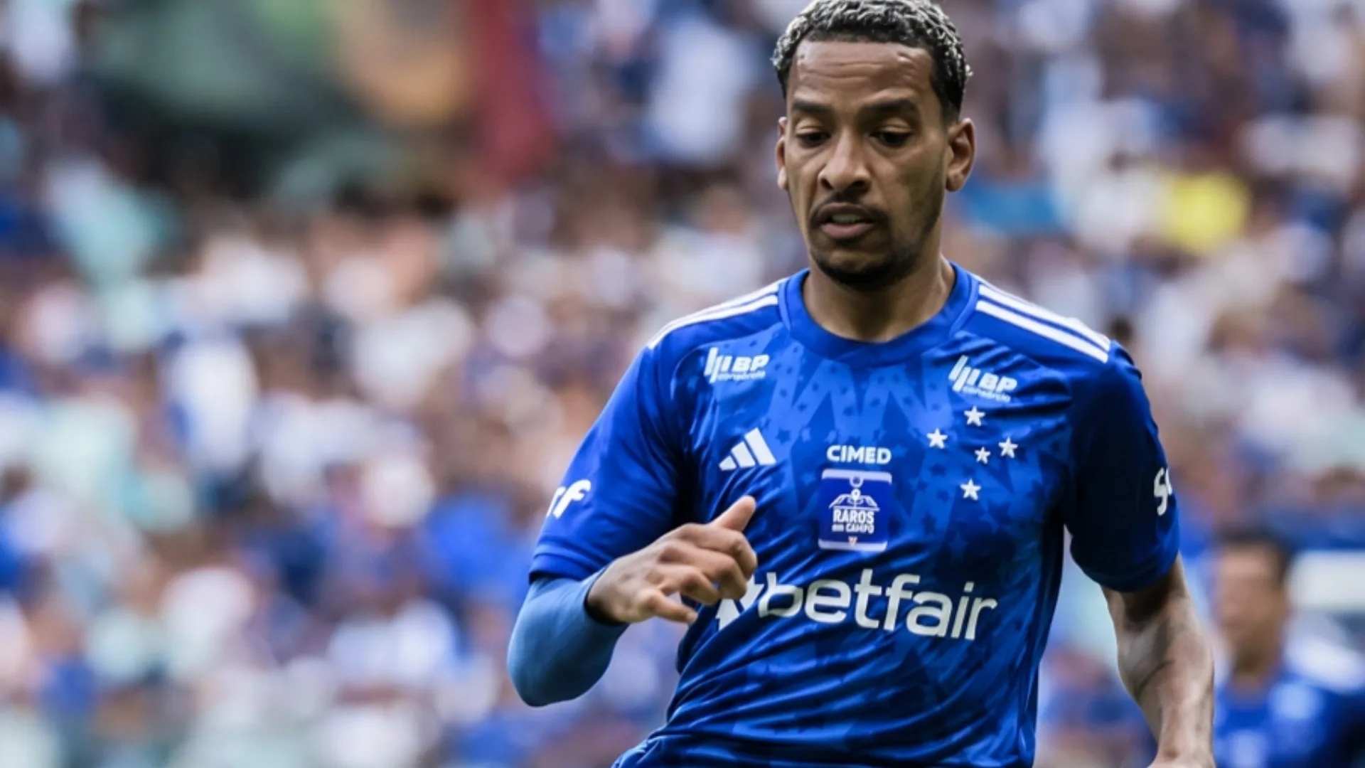 Torcedores do Cruzeiro se revoltam com atitude de Matheus Pereira: “Vaza”