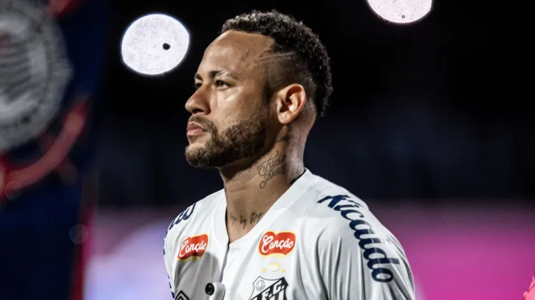 Tostão indica erro de Neymar em chegada ao Santos: “Deveria”