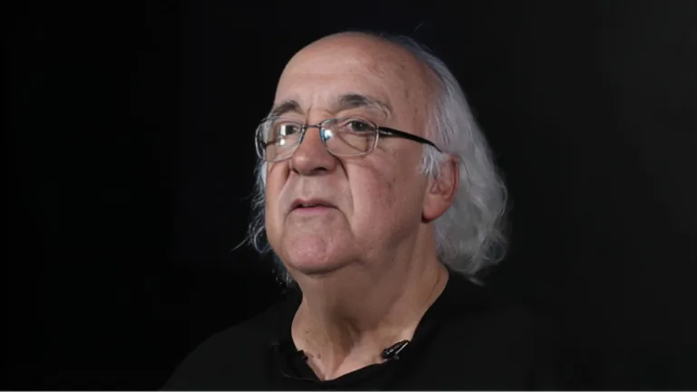 Tostão elege meia diferenciado no futebol brasileiro hoje