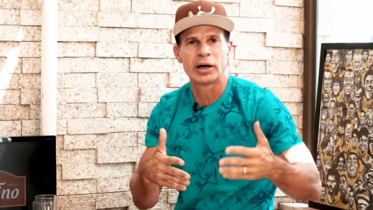 Túlio Maravilha elege “bola da vez” e define camisa 9 ideal para a seleção brasileira