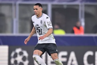 Na imagem, Vanderson em jogo pelo Mônaco