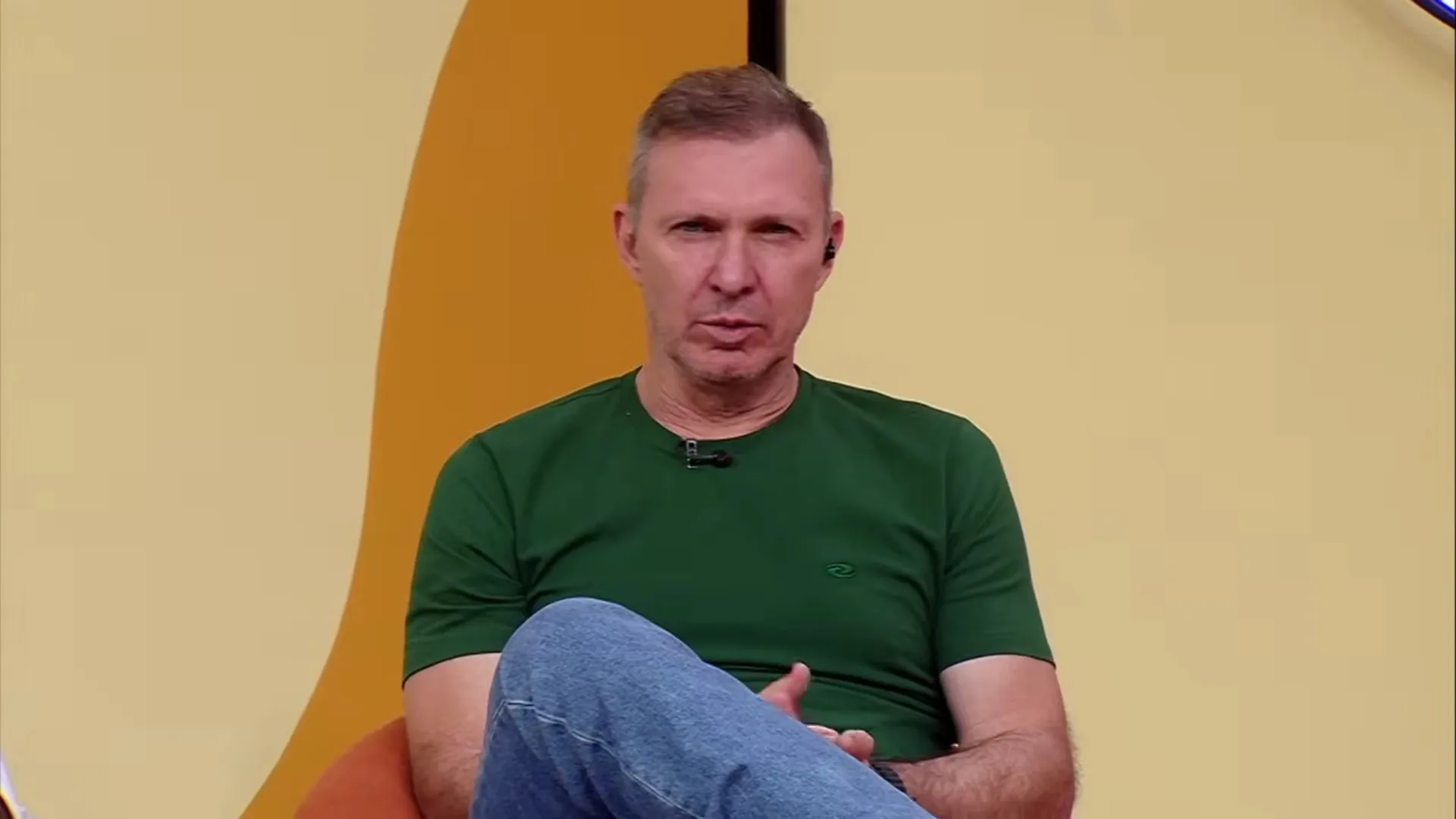 Velloso reforça planejamento ruim em clube do Brasil: “Não deu certo”