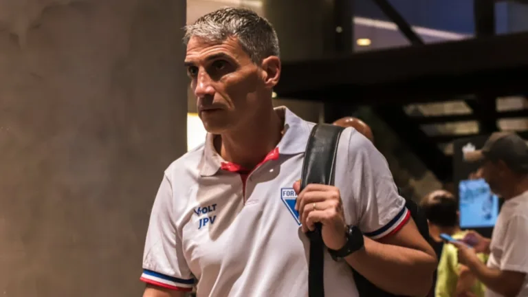 Vojvoda muda o Fortaleza hoje contra o SPFC; veja a provável escalação