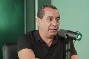 Zinho crava time que tem elenco “incomparável” no Brasil