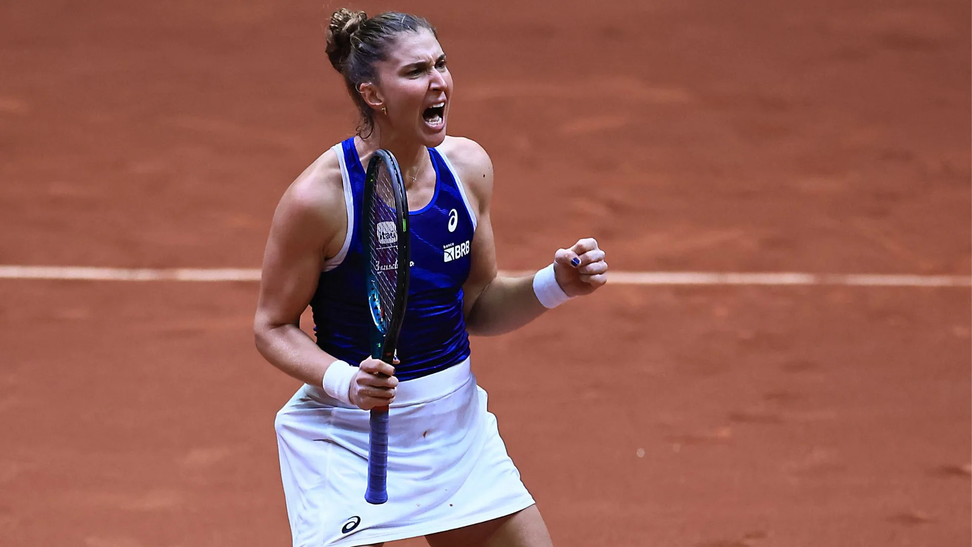 Bia Haddad encerra parceria com técnico francês Maxime Tchoutakian após quatro meses