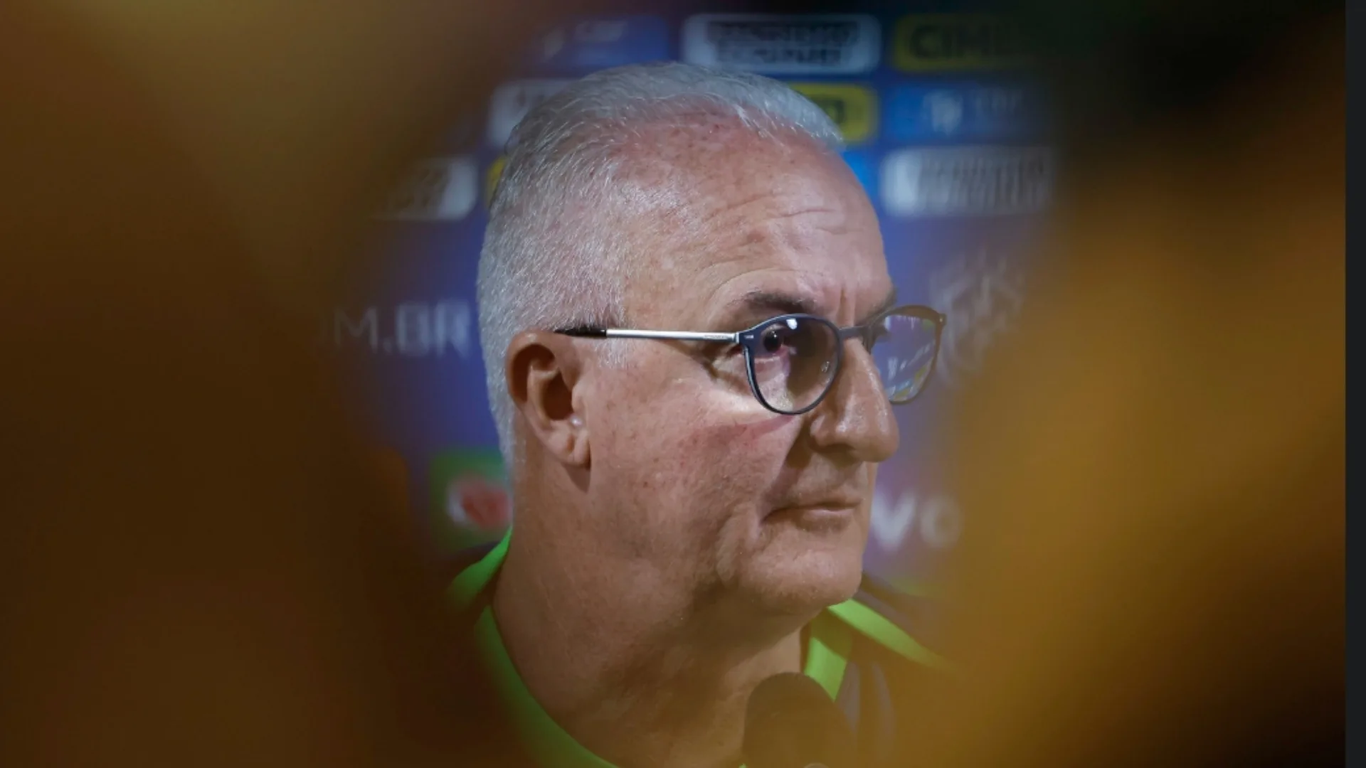 Casagrande detona atitude de Dorival após Argentina x Brasil: “De propósito”
