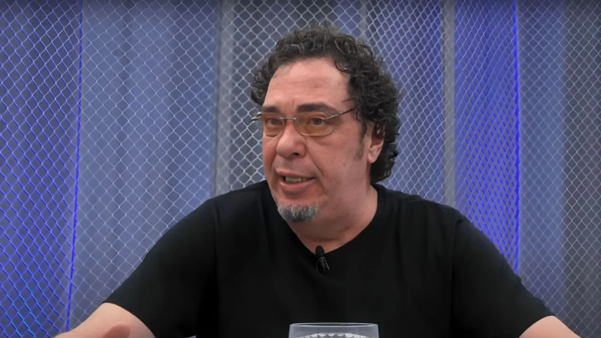 Casagrande pede quatro jogadores como titulares na seleção brasileira