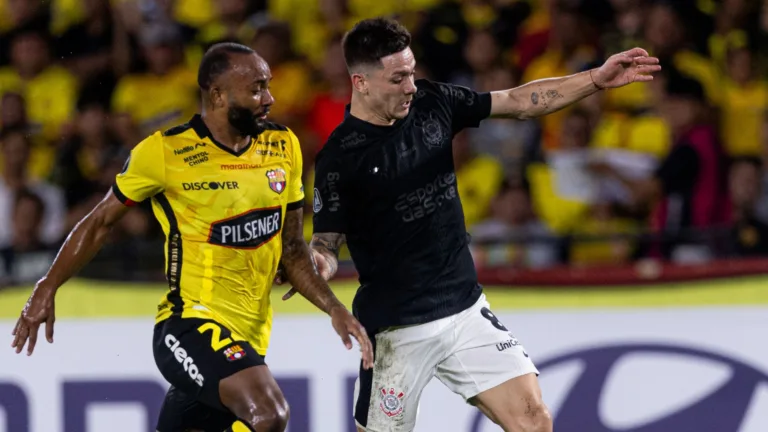 Caio Ribeiro banca placar de Corinthians x Barcelona-EQU: “Difícil”