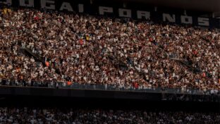Corinthians tem recebido muitas criticas de torcedores em relação a venda de ingressos (Evander Portilho / Corinthians)