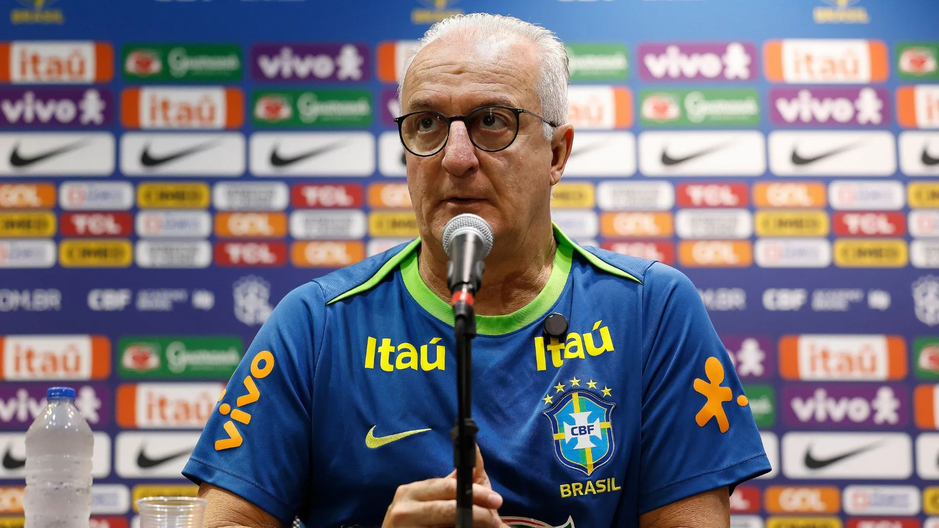 Craque Neto crava jogador que ficou faltando na seleção brasileira: “Absurdo”