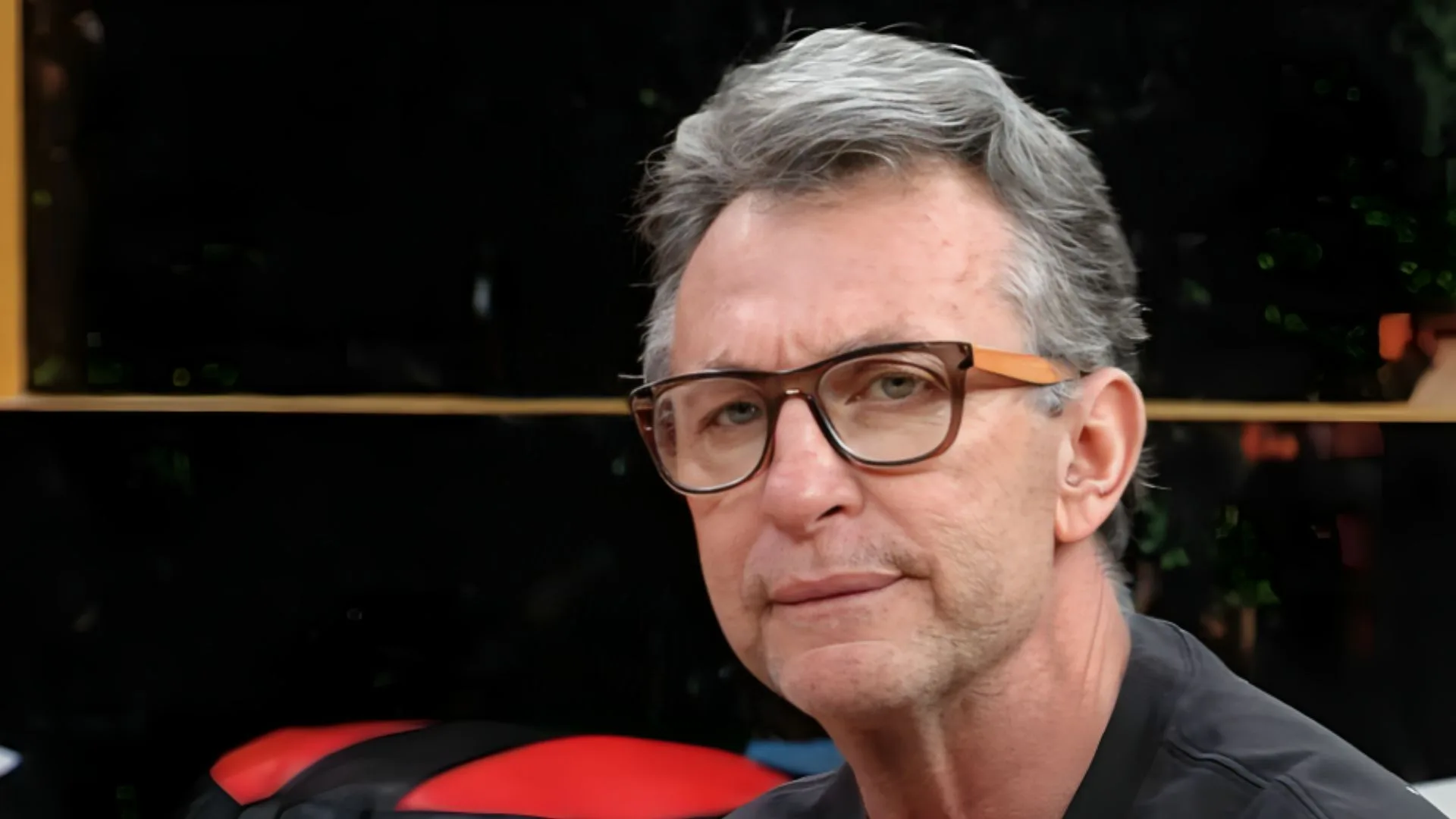 Craque Neto crava melhor zagueiro de todos os tempos: “O maior”