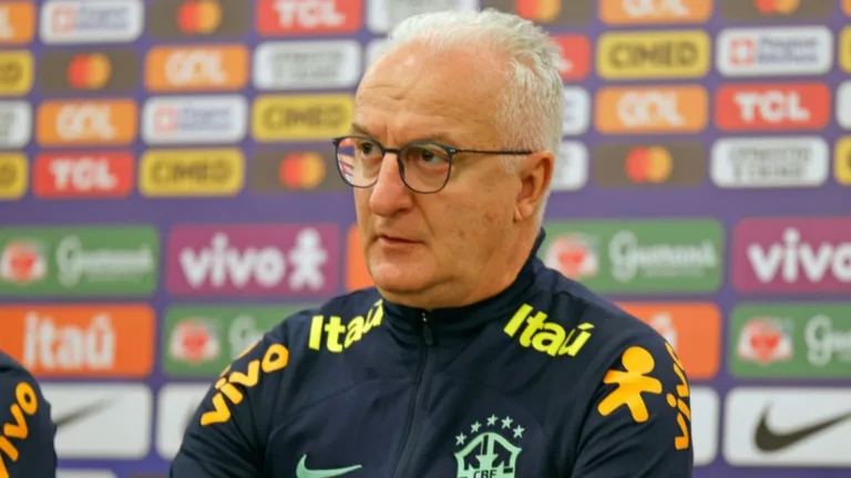 Craque Neto detona atitude de Dorival Júnior na seleção brasileira: “Vergonha”
