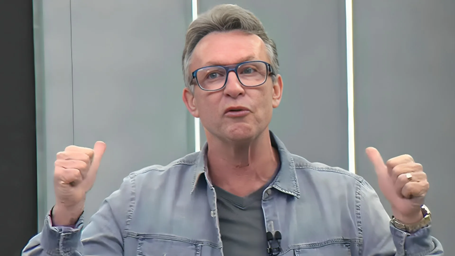 Craque Neto dispara contra técnico do futebol brasileiro: “Muito fraco”