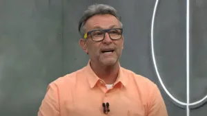 Craque Neto se antecipa e crava demissão de técnico: “Ele cai”