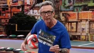 Craque Neto alerta o Grêmio sobre possível atropelo do Flamengo no Brasileirão: “15 volantes e reza”