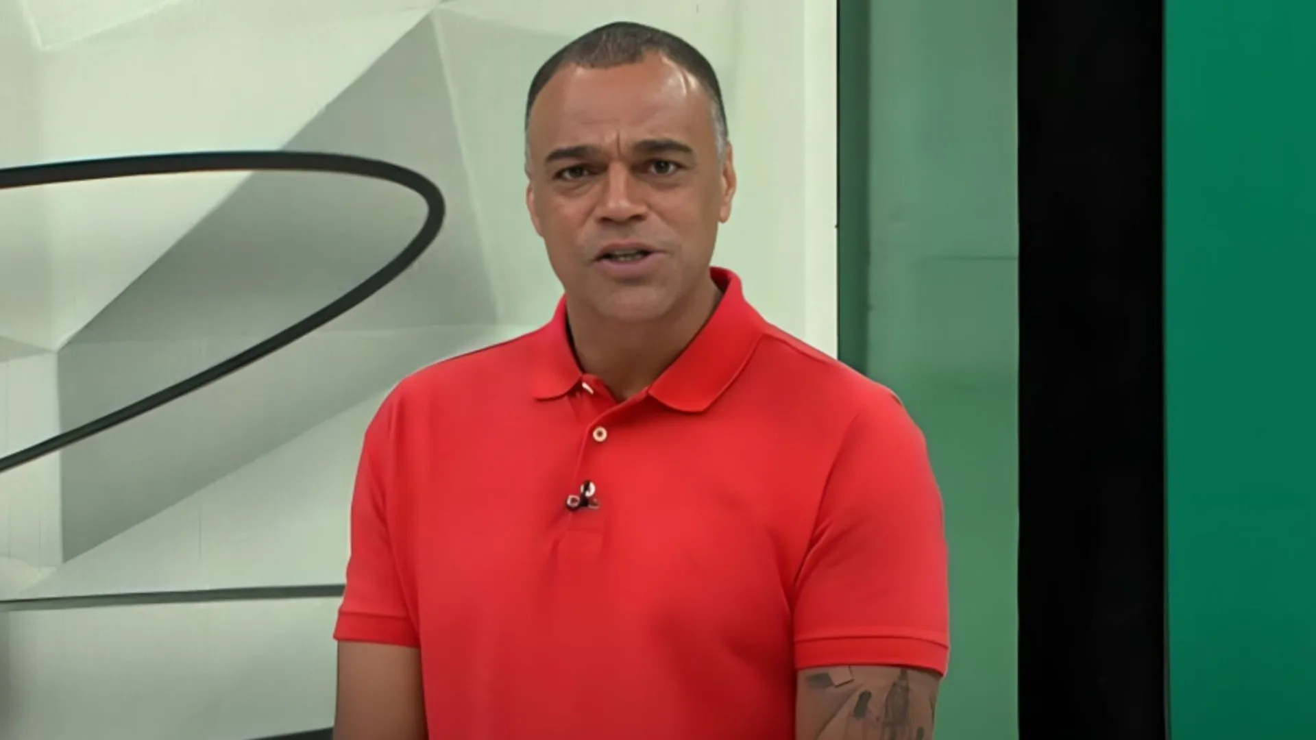 Denílson sinaliza dúvida na seleção brasileira: “Estou curioso”