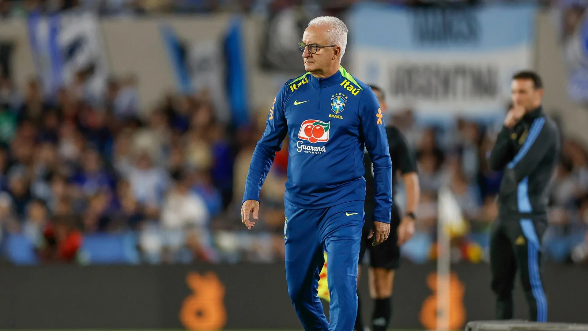 Rivaldo projeta próximos confrontos da seleção brasileira: “Pressão vai ser grande”