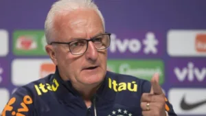 Facincani reprova dois convocados e aponta injustiçado na seleção brasileira: “Pelo amor”