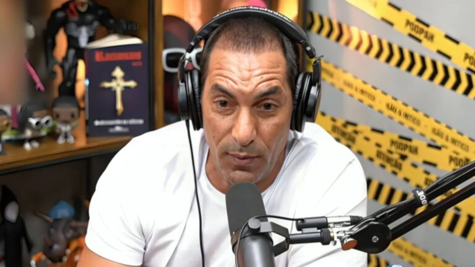 Edmundo indica time “despreparado” para o Brasileirão 2025: “Levantar a mão para o céu” 