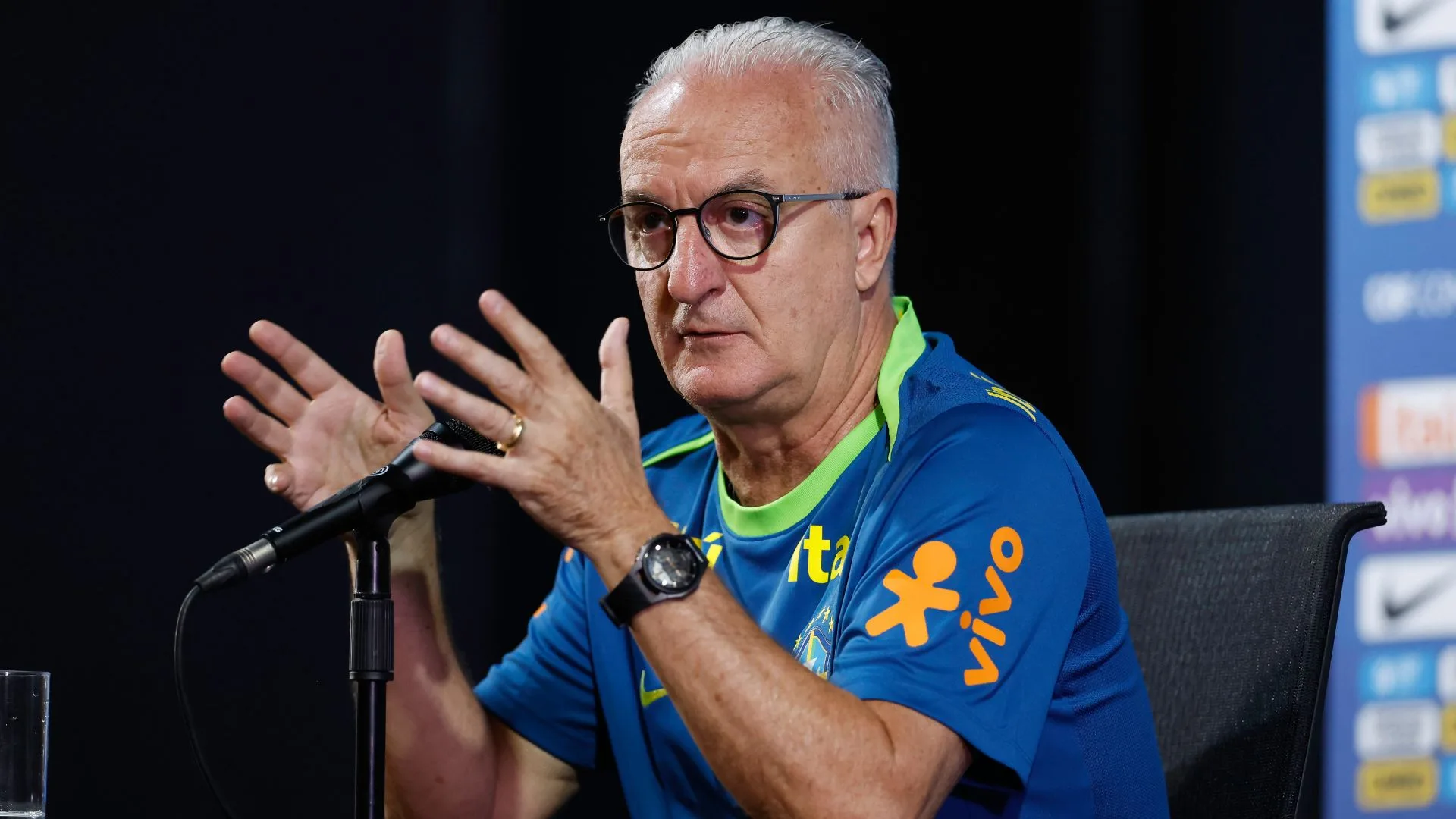 Edmundo sinaliza futuro de Dorival Júnior após demissão na seleção brasileira