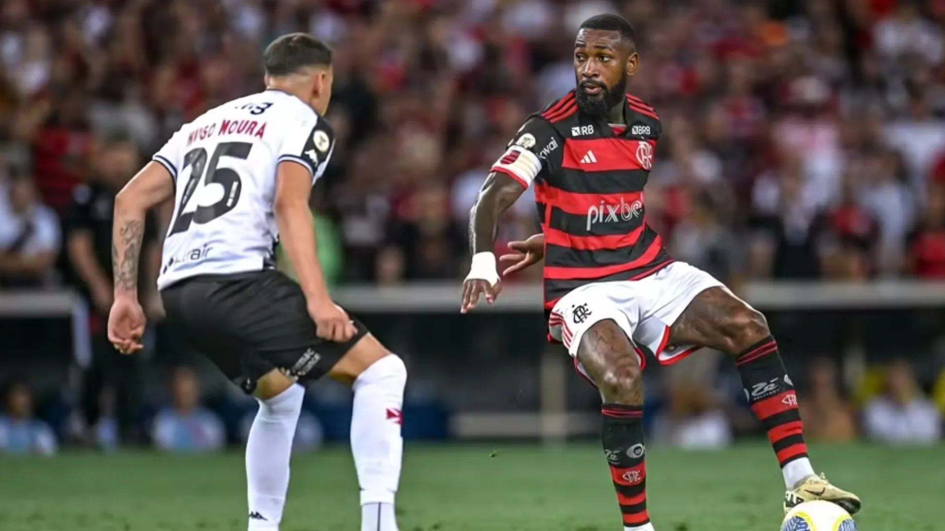 Edmundo surpreende com placar de Vasco x Flamengo no Carioca