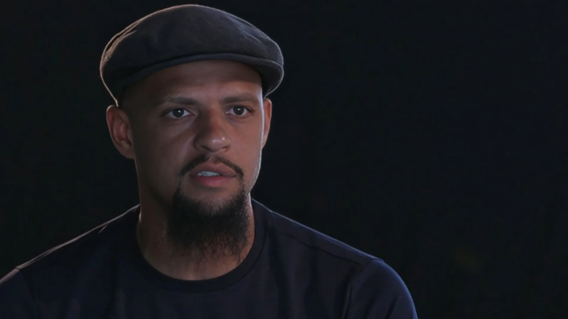 Felipe Melo crava goleiro ideal na seleção brasileira: “Completo”