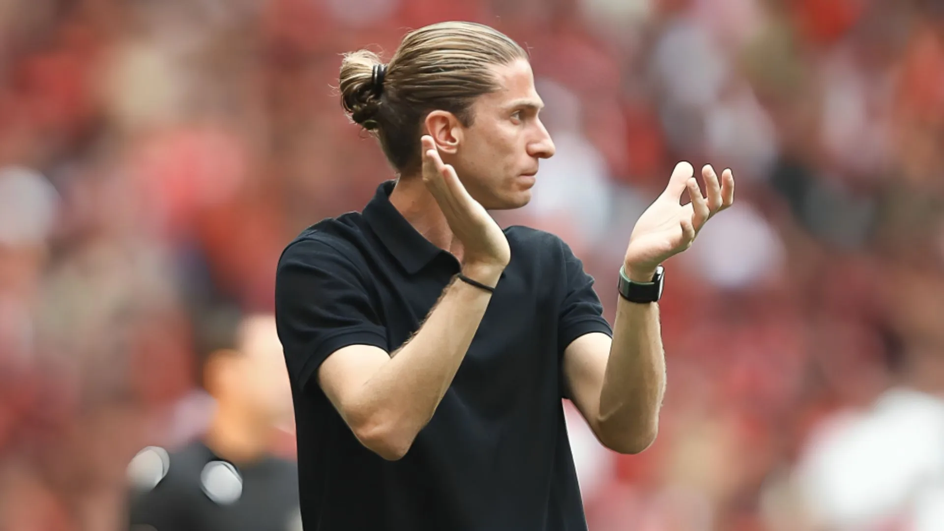 Filipe Luís, do Flamengo, elege técnico que “mudou o futebol”: “Referência”