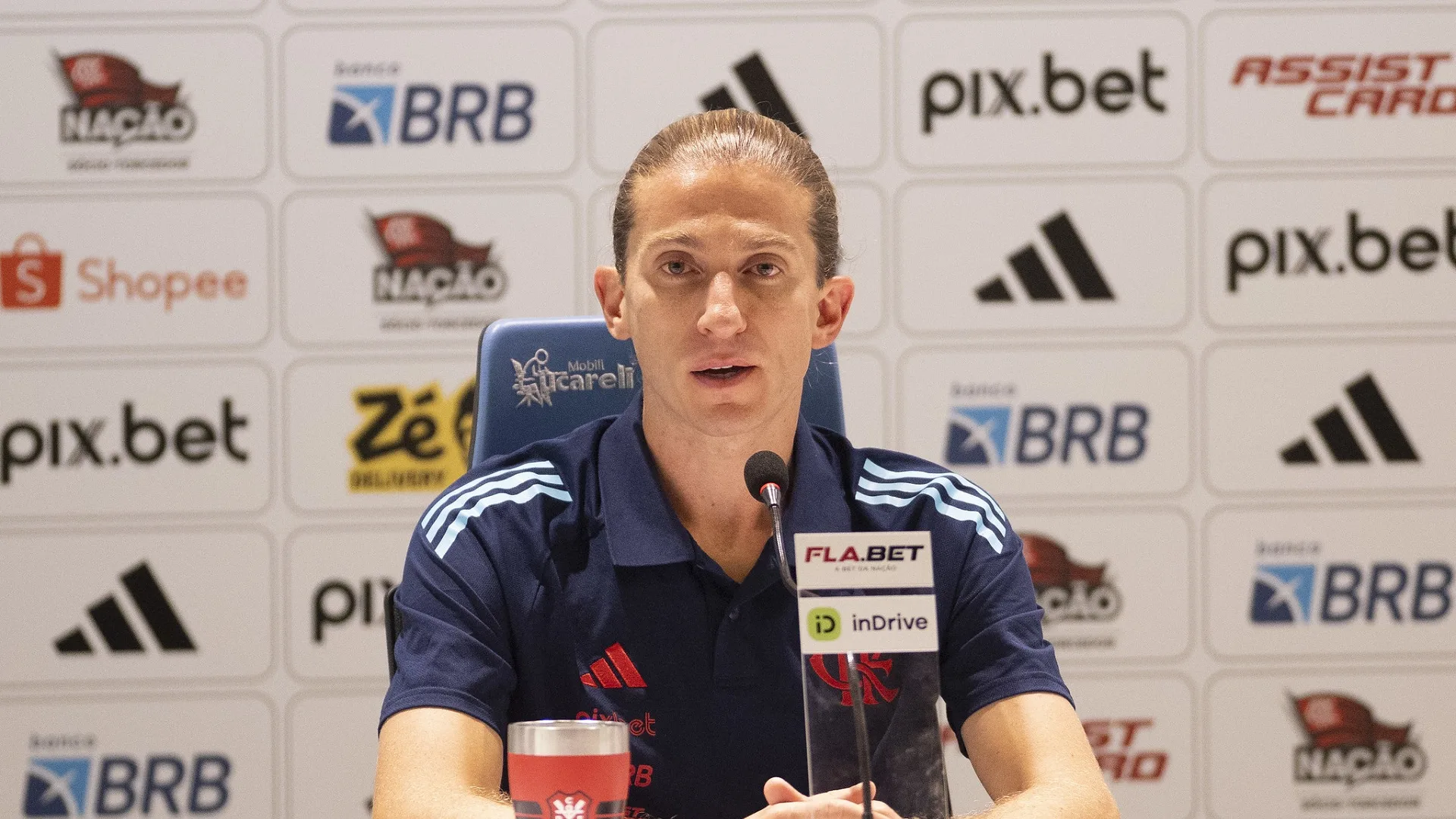 Filipe Luís decreta mandante difícil de ser batido no Brasileirão: “Super qualificado”