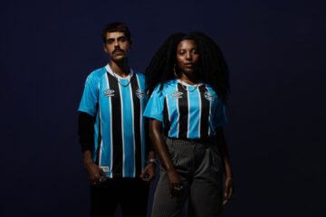 Na imagem, Grêmio apresenta camisas